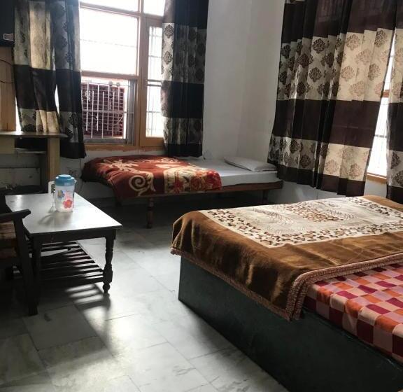 هتل Kanshi Vishwa Nath