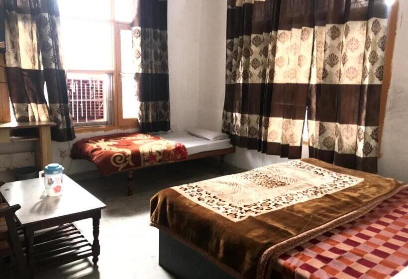 هتل Kanshi Vishwa Nath