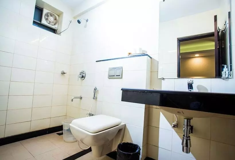 Hotelli Menino Executive