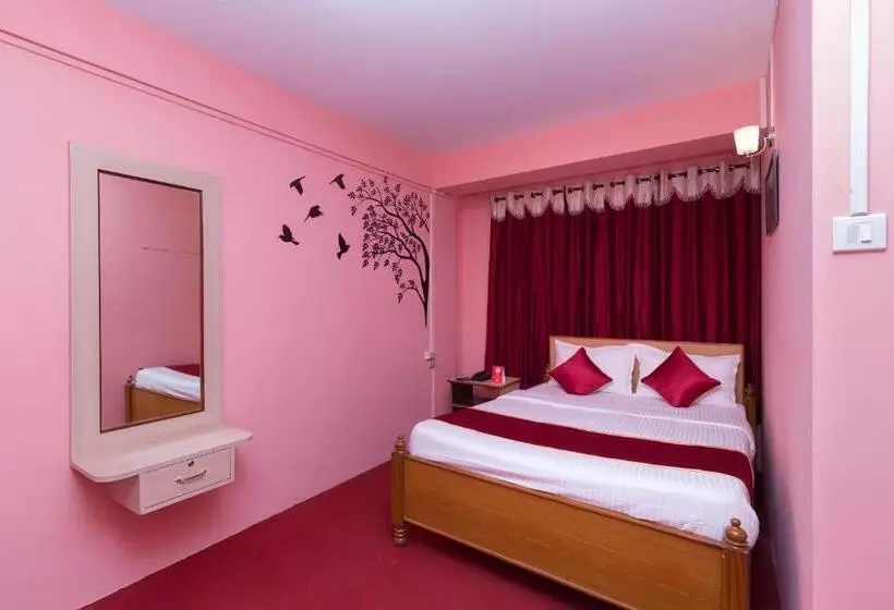 Hotelli Oyo 10831 Balaji Guest House
