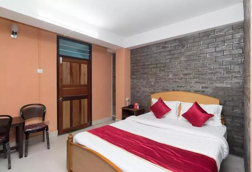 Hotelli Oyo 10831 Balaji Guest House
