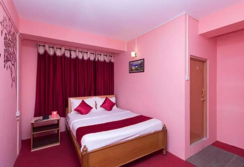 Hotelli Oyo 10831 Balaji Guest House