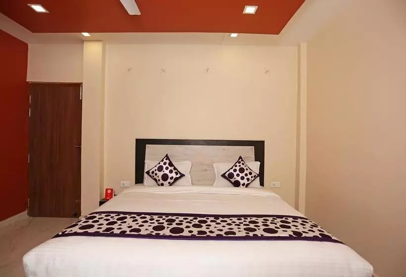 Oyo 11046 Hotel Surya Inn 2