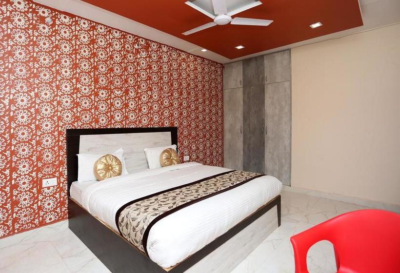 Oyo 11046 Hotel Surya Inn 2