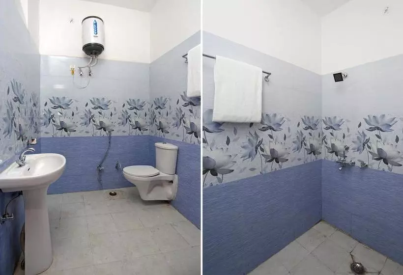 Oyo 11046 Hotel Surya Inn 2