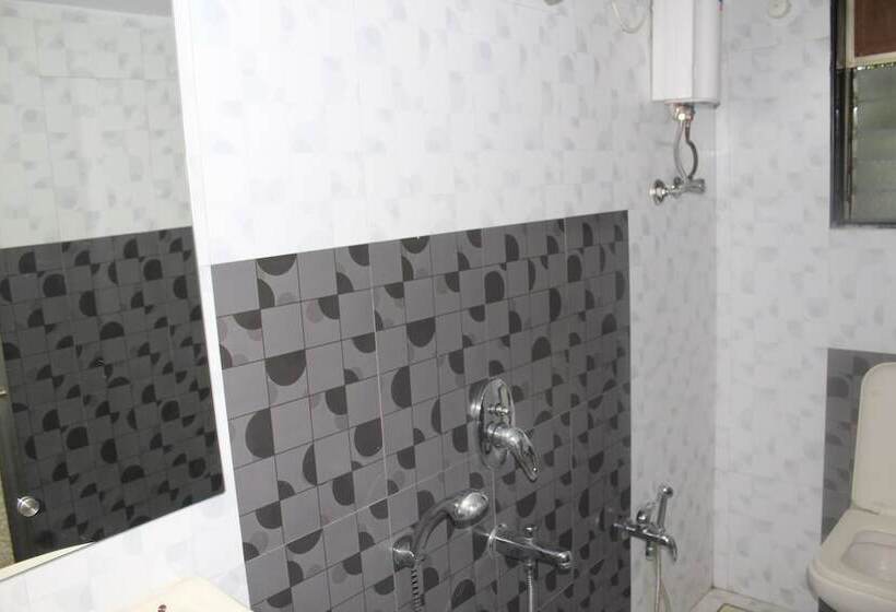 The Dorm Factory Hostel