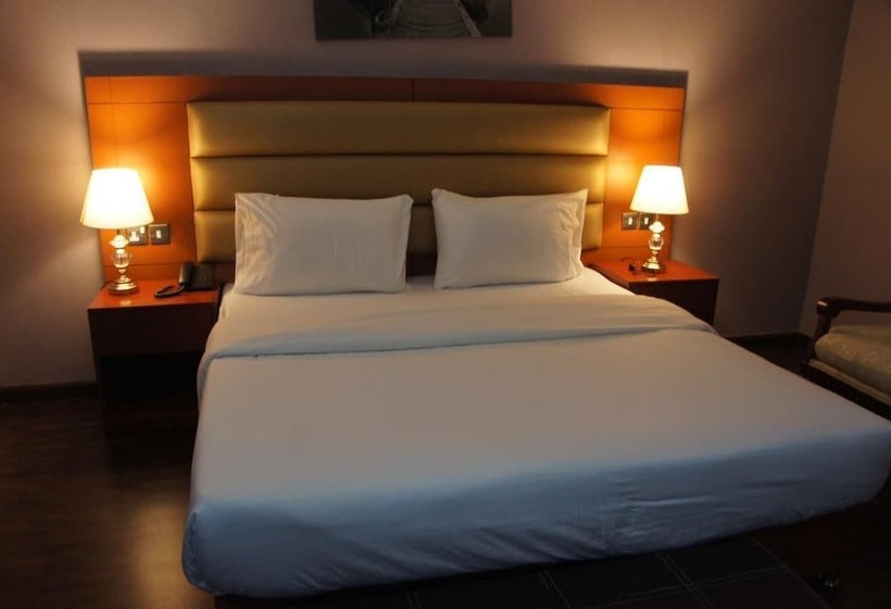 Отель Three 888