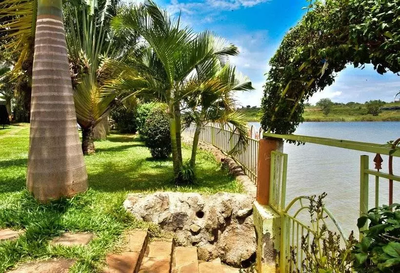 Flo garden Resort