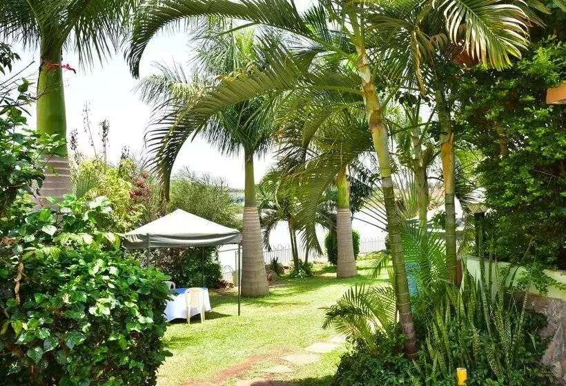 Flo garden Resort