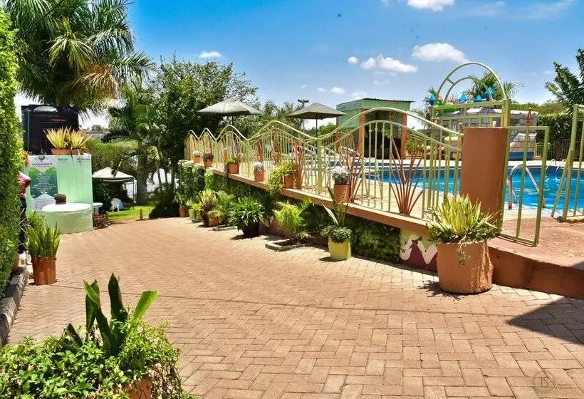 Flo garden Resort