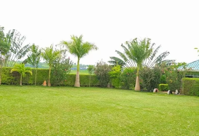 Flo garden Resort