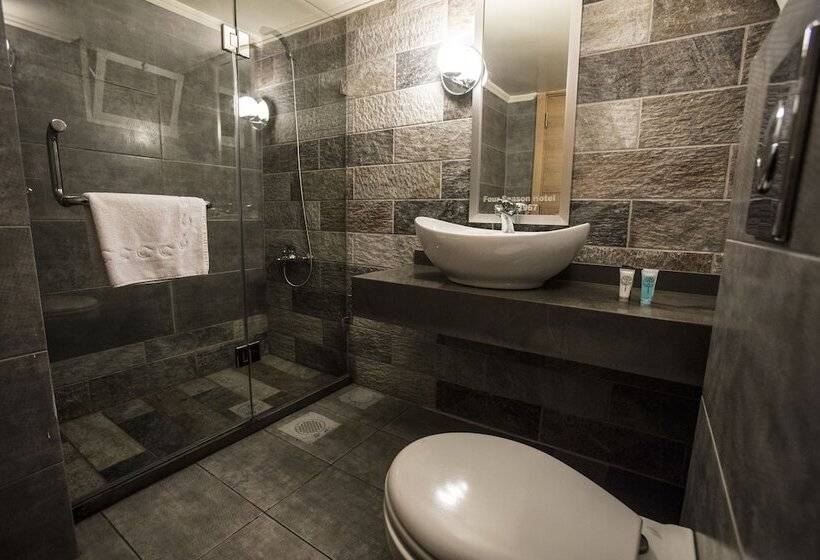 هتل Four Seasons Halat