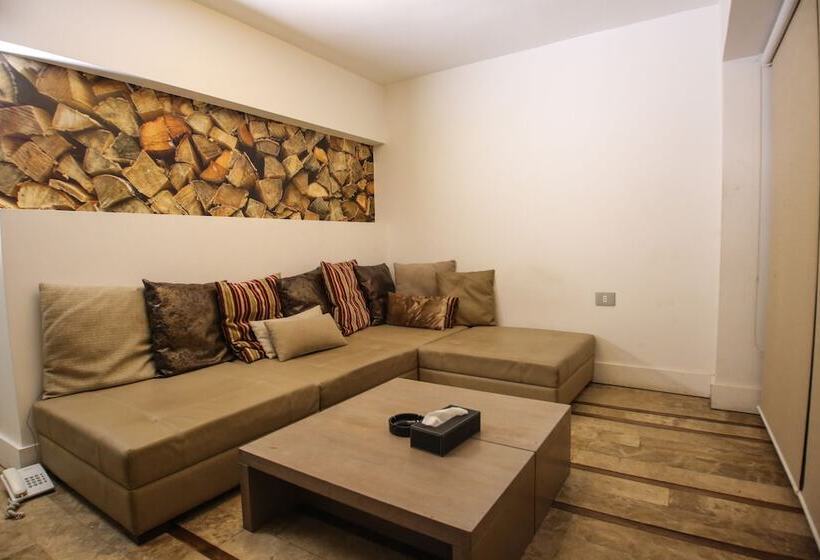 هتل Four Seasons Halat