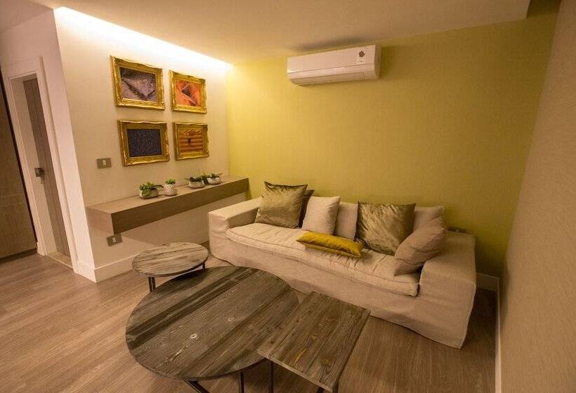 هتل Four Seasons Halat