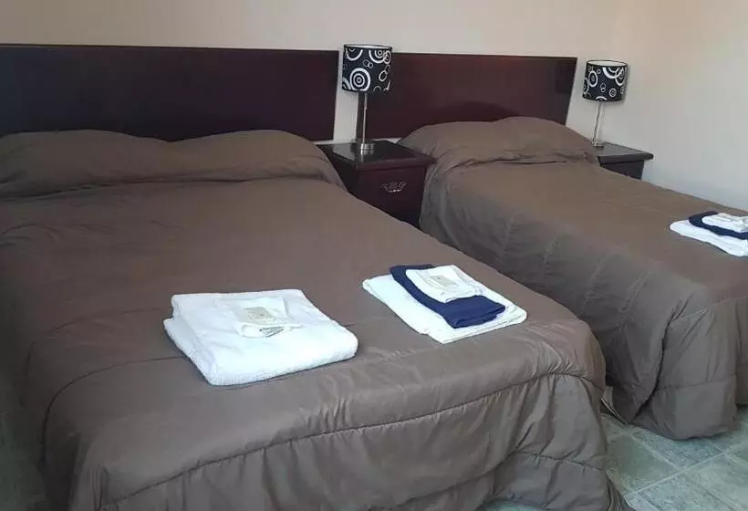 ユースホステル Domaine St Viateur