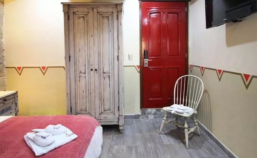 Alondra Hotel Boutique