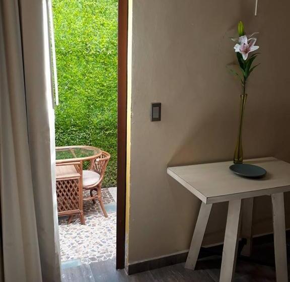 Alondra Hotel Boutique