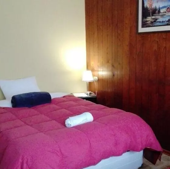 تختخواب و صبحانه Hermoza House