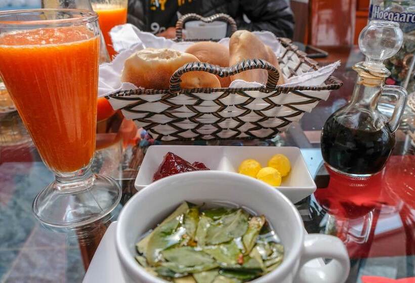 تختخواب و صبحانه Hermoza House