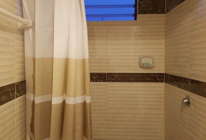 تختخواب و صبحانه Hermoza House