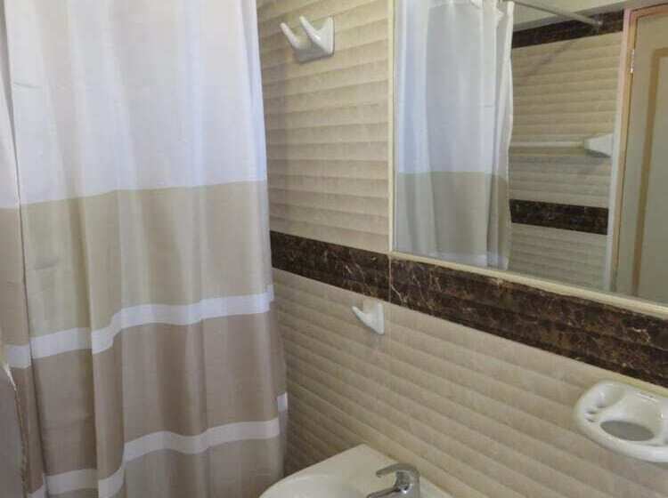 تختخواب و صبحانه Hermoza House