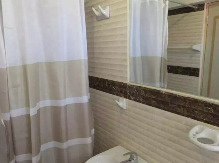 تختخواب و صبحانه Hermoza House