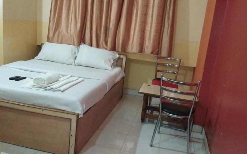 Hotel Aryan Residency