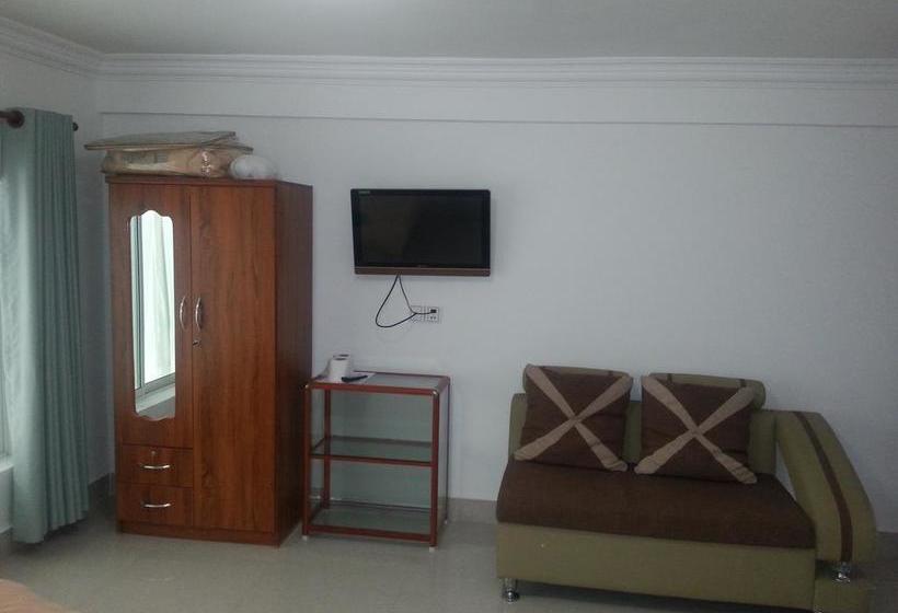 酒店 Le Barang Steakhouse & Guesthouse