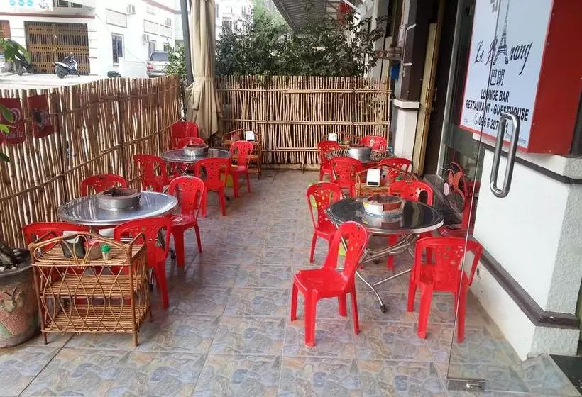 ホテル Le Barang Steakhouse & Guesthouse