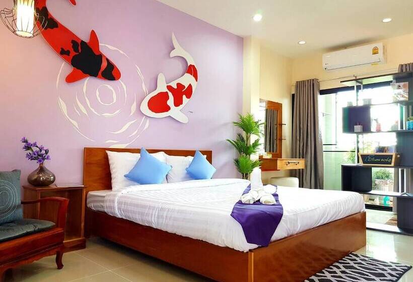 ホテル Warintorn Court