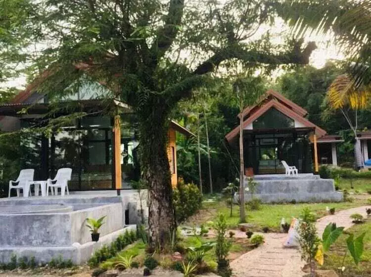 Mook Tamarind Resort