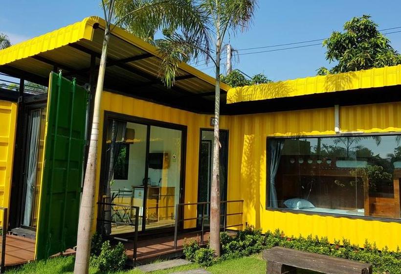 Resort Beach Box At Pran