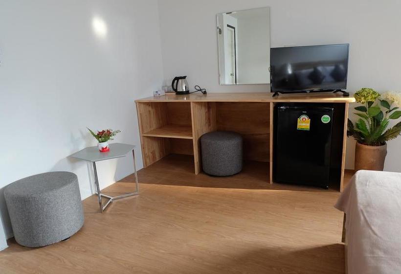 Resort Beach Box At Pran