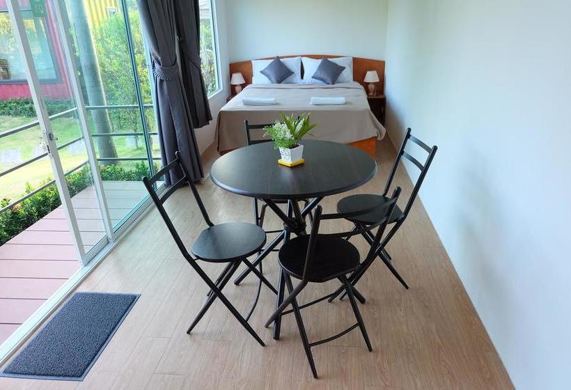 Resort Beach Box At Pran