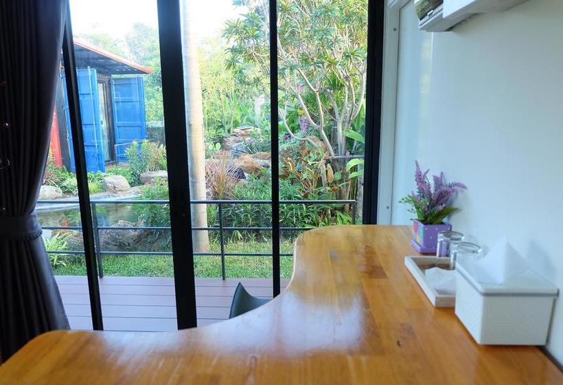 Resort Beach Box At Pran