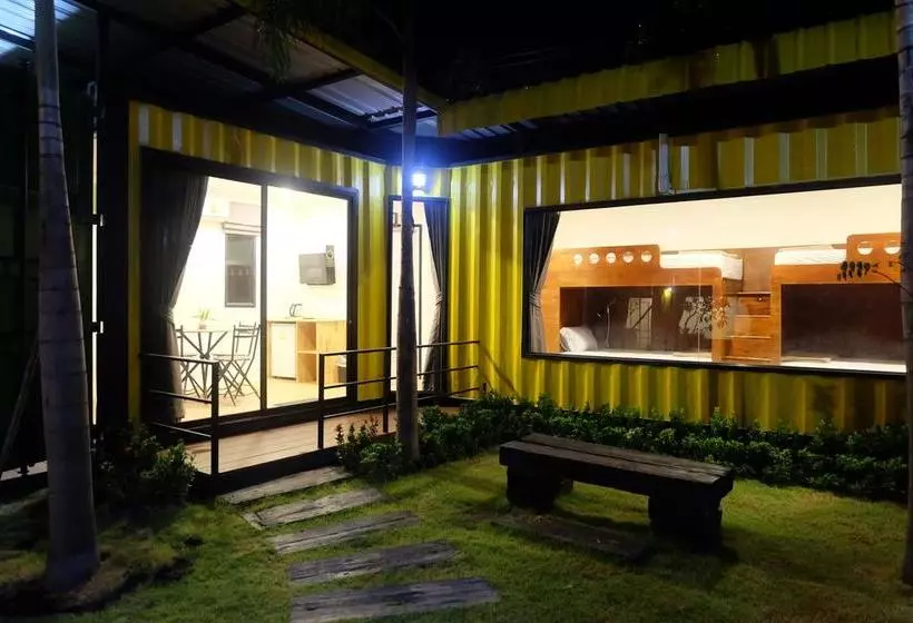 リゾートホテル Beach Box At Pran