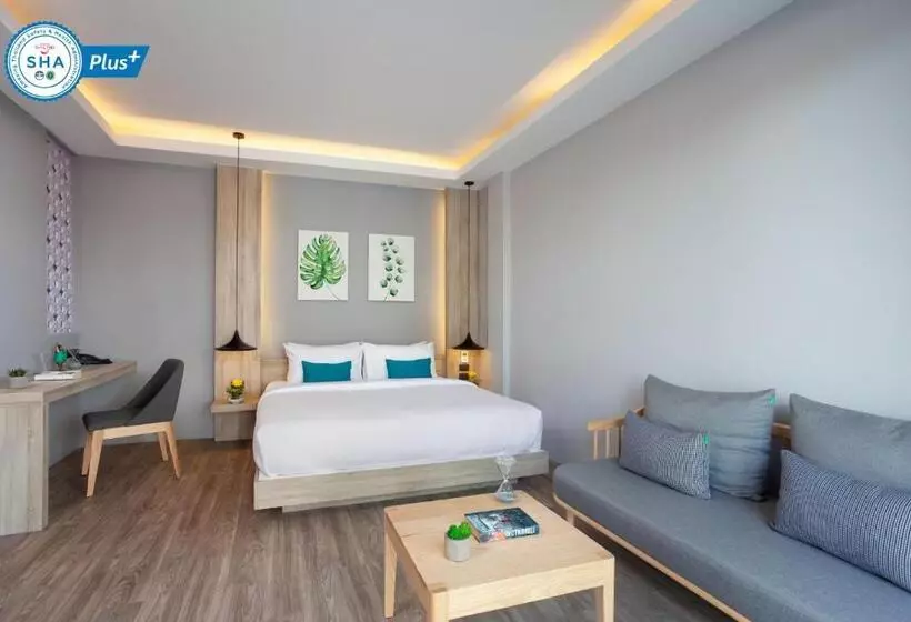 Lomakeskus The Lake Chalong Hotel Sha Plus