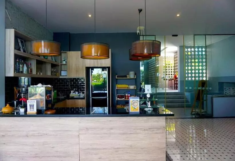 Lomakeskus The Lake Chalong Hotel Sha Plus