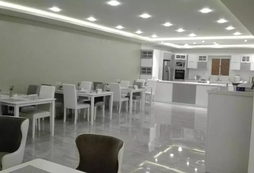 زيد للأجنحة الفندقية   Zaid Hotel Suites