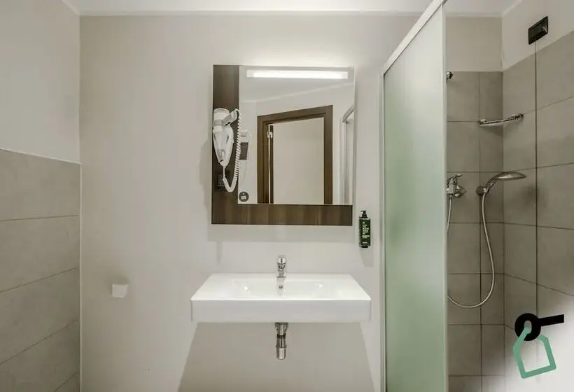 هتل Hotiday Como Paoli