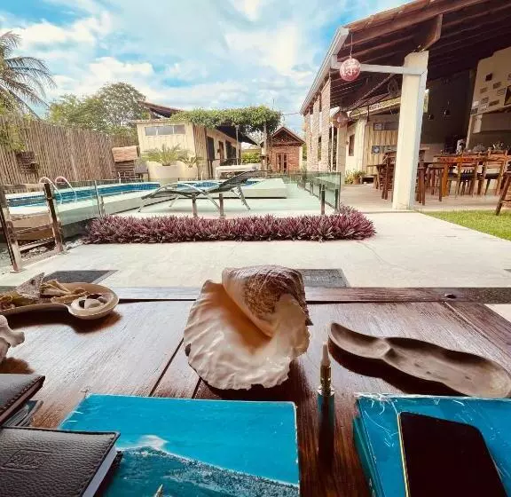 Retkeilymaja Abrolhos Dive Inn