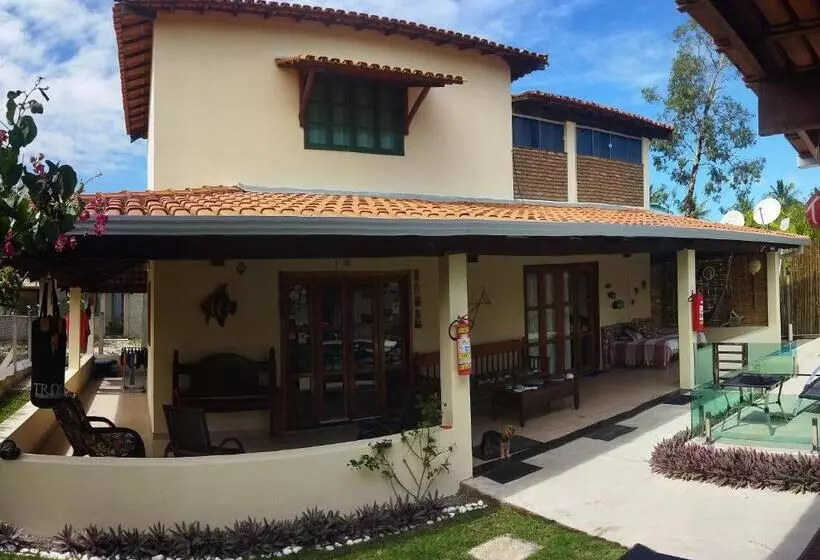 Retkeilymaja Abrolhos Dive Inn