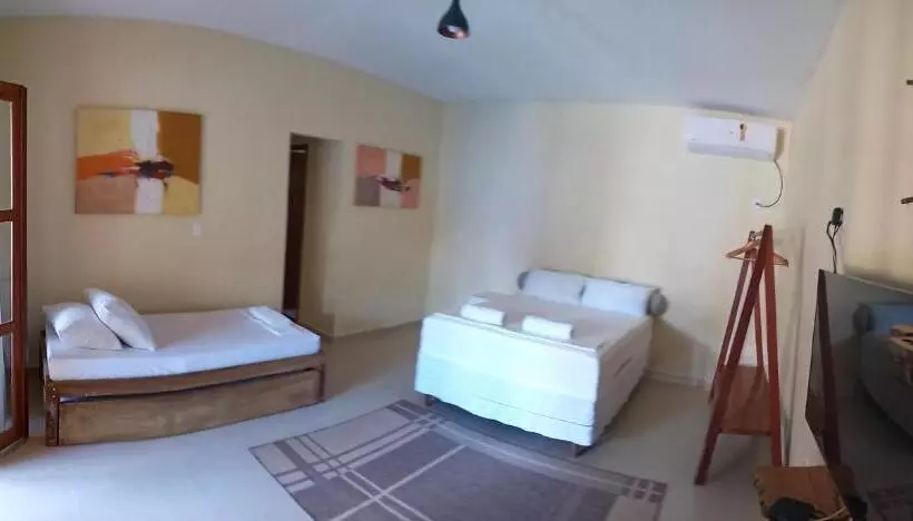 Retkeilymaja Abrolhos Dive Inn