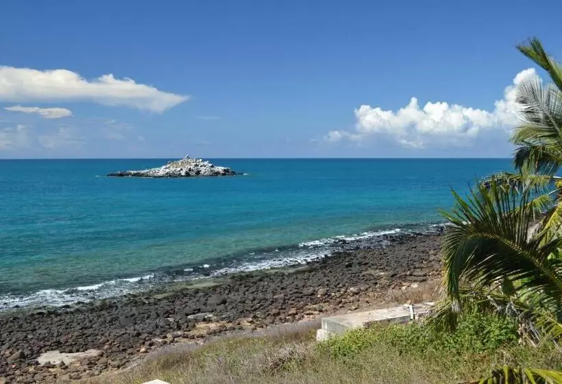 Retkeilymaja Abrolhos Dive Inn