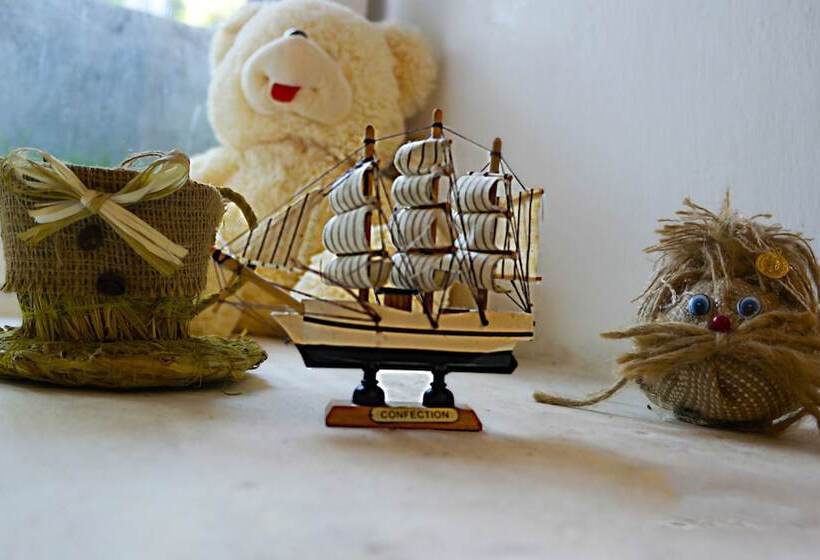 هاستل Day & Night