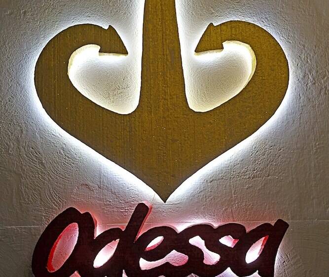 هاستل Day & Night