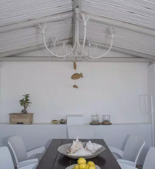 Aamiaismajoitus (B&B) Villa Palmera Load Shedding Free