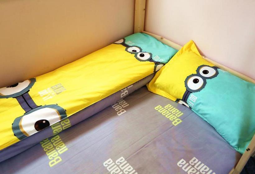 Downtown Center Youth Hostel