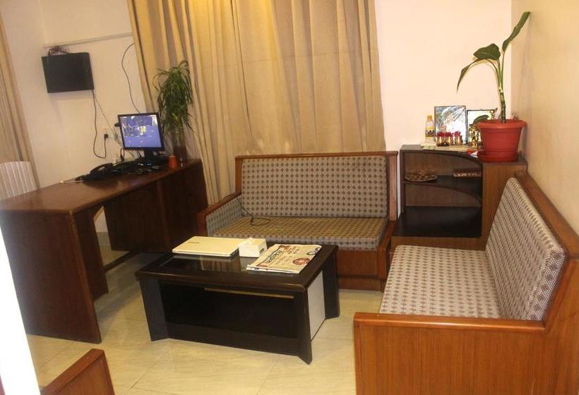 ホテル Alpine Villa