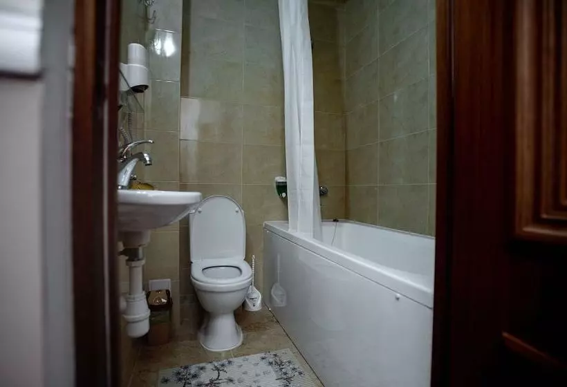 هتل Astoria